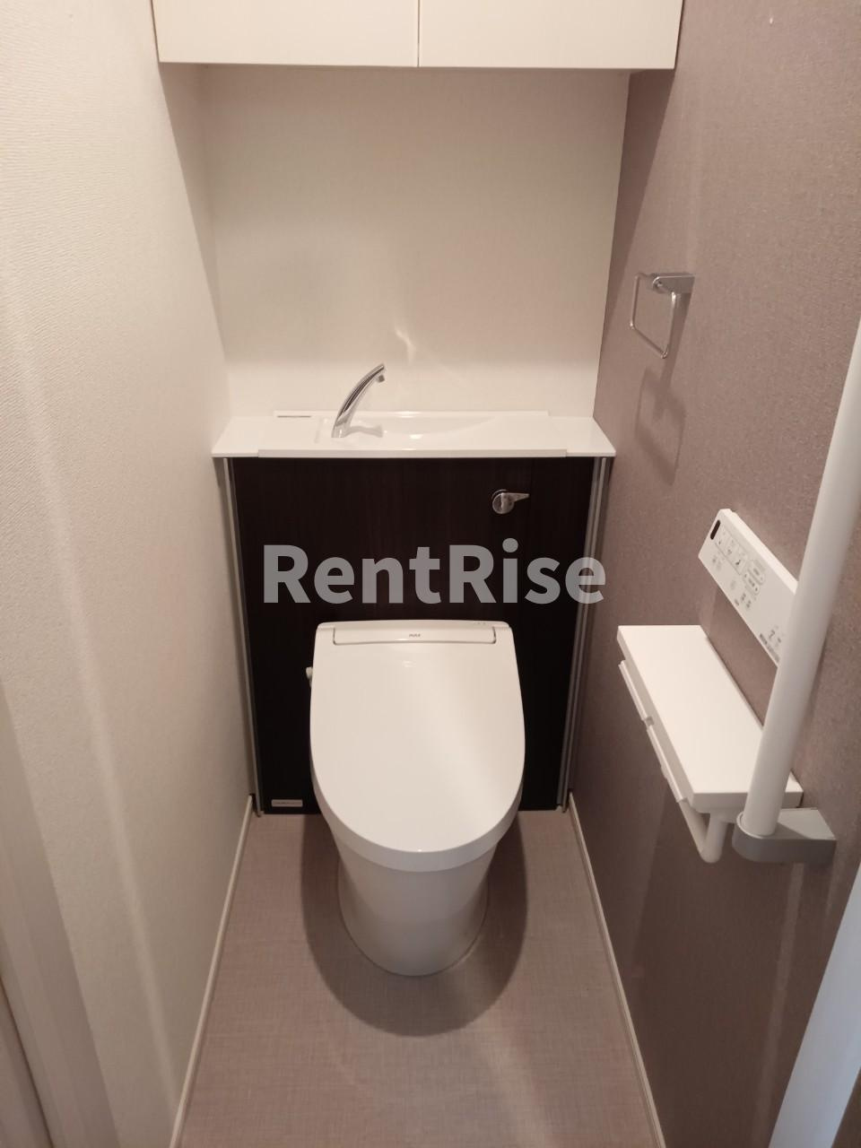 ペルソナのトイレ