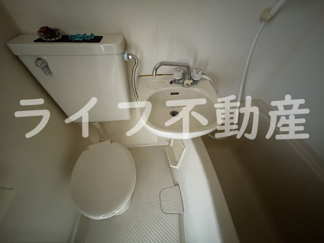 YOUハイム衣摺Ⅱ番館の独立洗面台|独立洗面台、朝の身支度には欠かせません