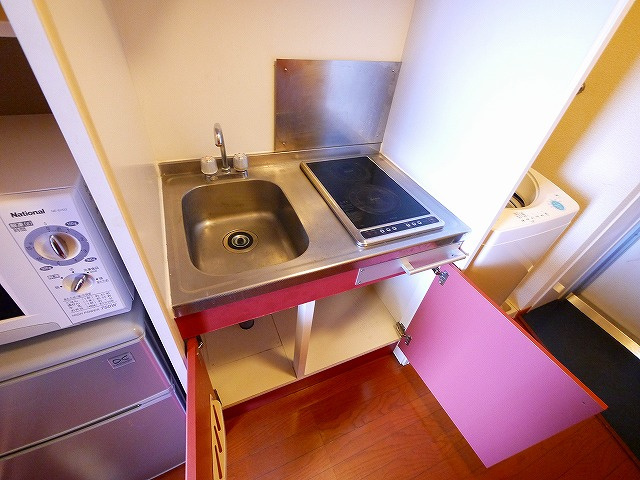 レオパレスグリシーナのキッチン|きれいなキッチンです