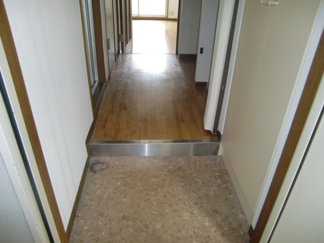 シェレナ六甲の玄関