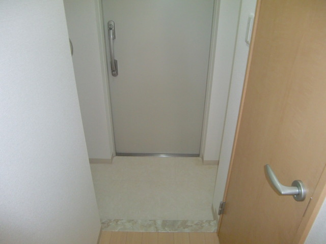 タウニー東灘の玄関