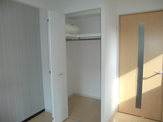 タウニー東灘の収納|ウォークインクローゼット