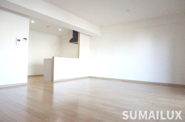 熊本市中央区九品寺１丁目の賃貸マンションの居間・リビング