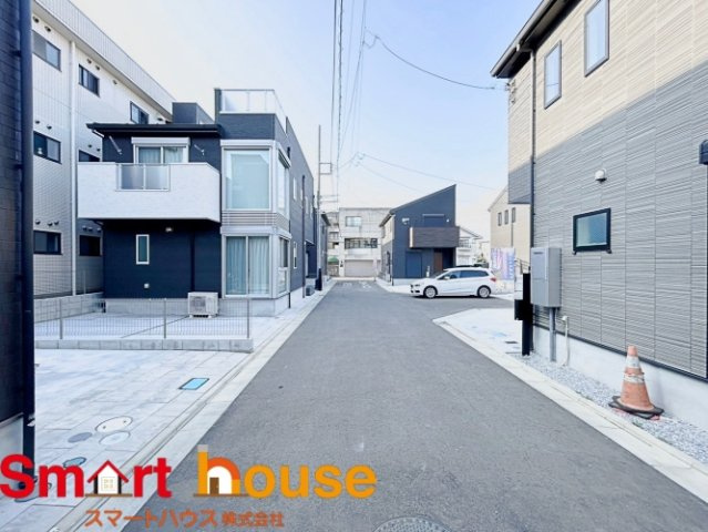 座間市さがみ野　最終1棟　駅徒歩3分！の前面道路含む現地写真