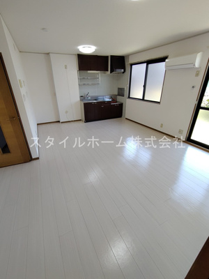 【居間・リビング】 | パークハウス鷹丘Ｃ棟