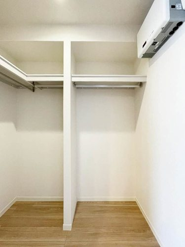 リラグラッド　ヴィラ　南八幡の収納