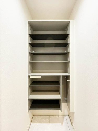 リラグラッド　ヴィラ　南八幡の玄関