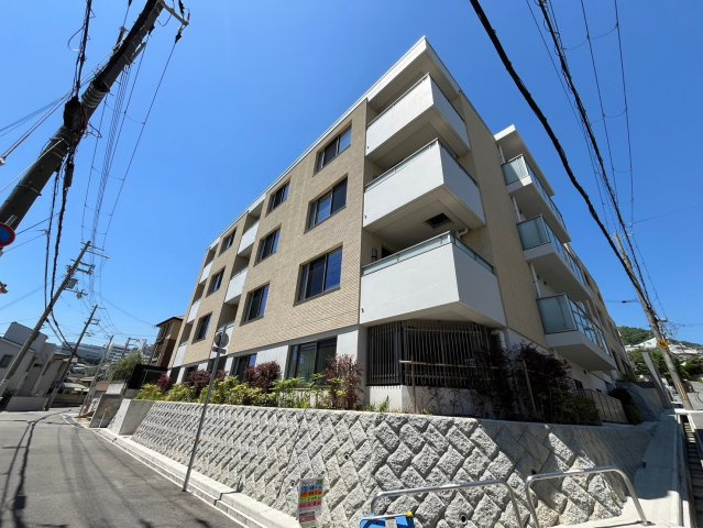 イニシア神戸森北町の外観