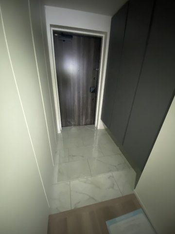 イニシア神戸森北町の玄関