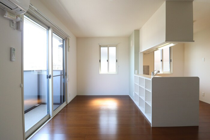 イリアンソス Ⅱの居間・リビング|リビング