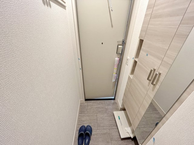 【玄関】 | メゾンレポルディ