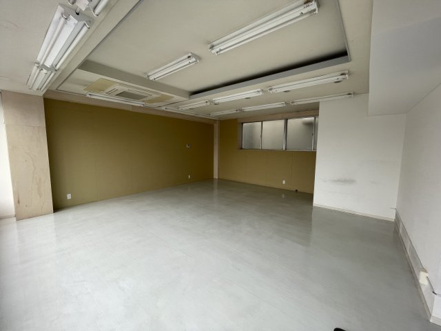  | 富田駅前店舗1号棟O
