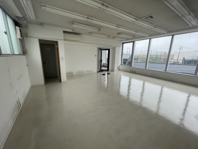  | 富田駅前店舗1号棟O
