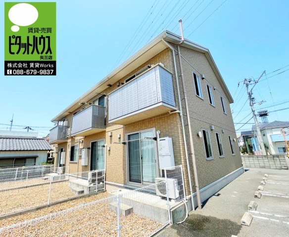 徳島市春日２丁目のアパートの外観