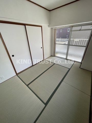 シャトー谷村の和室|落ち着いた雰囲気の和室付きです