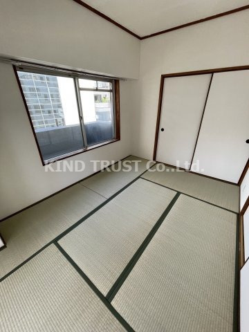 シャトー谷村の収納|い草の香りが落ち着く素敵な和室です