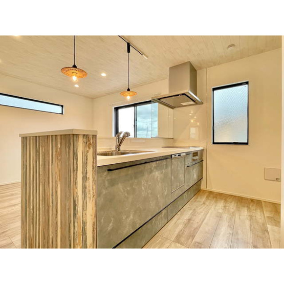 【キッチン】 | Ｍａｒｒｏｎｅ | ☆3口IHヒーター