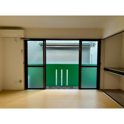 【居間・リビング】 | 洋室