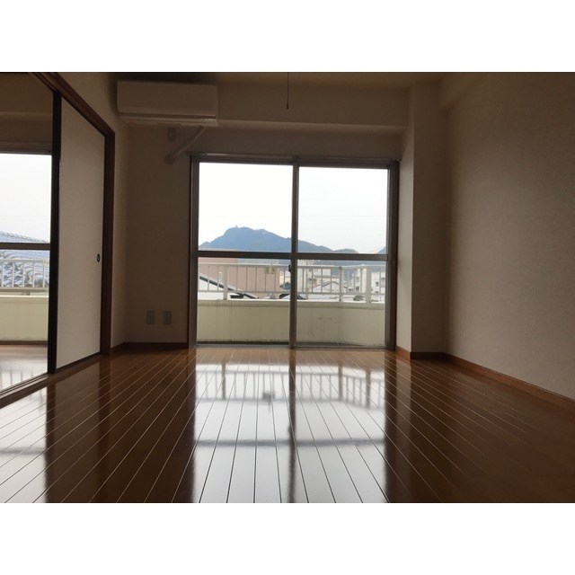 岐阜市忠節町３丁目のアパートの居間・リビング|洋室7.5帖