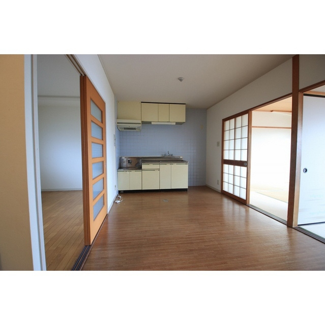 メゾン徳Ⅱの居間・リビング|リビング