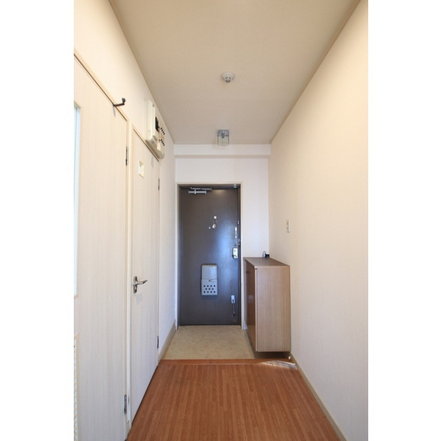 メゾン徳Ⅱの玄関