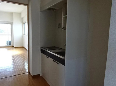 【キッチン】 | ヴィラ・アンペリアル