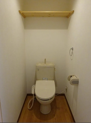 【トイレ】 | ヴィラ・アンペリアル