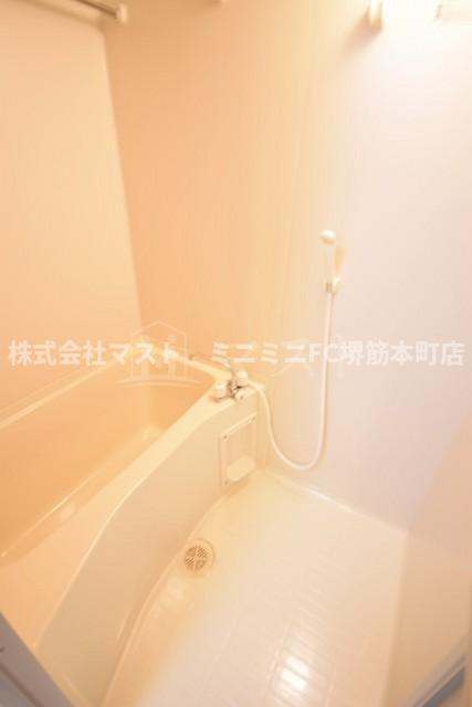 谷４プラザの浴室