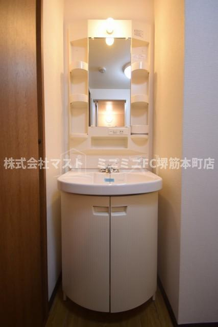 谷４プラザの洗面所