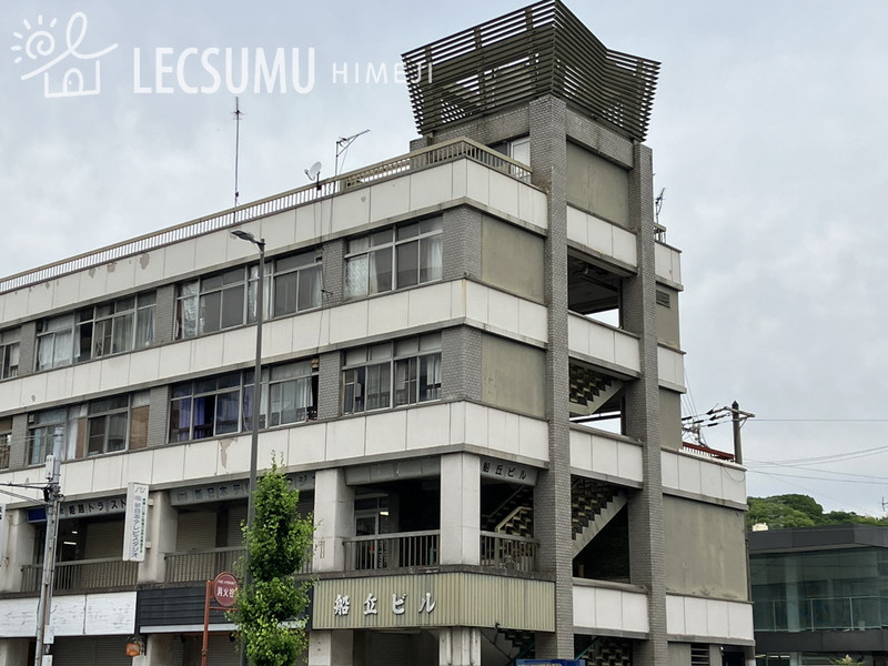 船丘ビルの外観