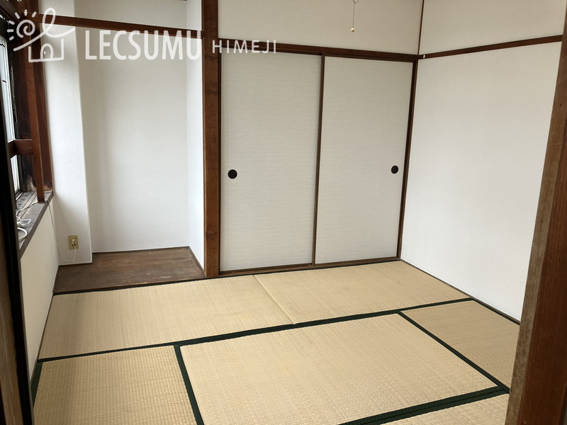 船丘ビルの和室