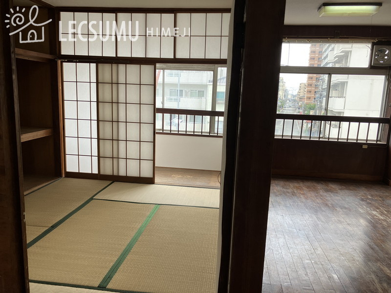 船丘ビルの和室