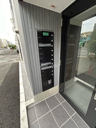 【その他共用部分】ＨＯＬＬＹＳ ＹＯＫＯＨＡＭＡ 