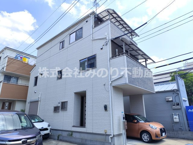 本一色一丁目戸建