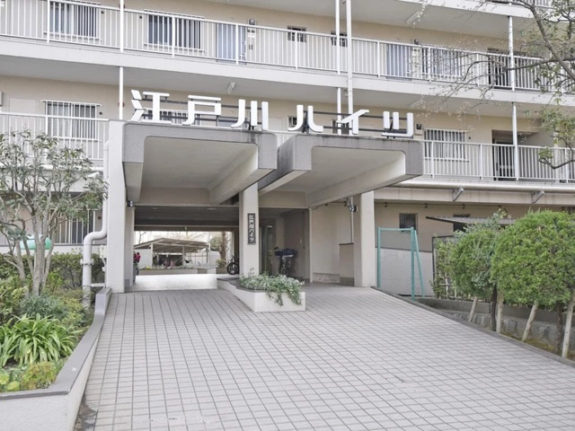 江戸川ハイツ　2階　81.71㎡　角　部屋　リ　ノベーション済の外観