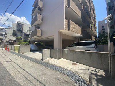 【駐車場】 | 朝日プラザ六甲Ⅰ