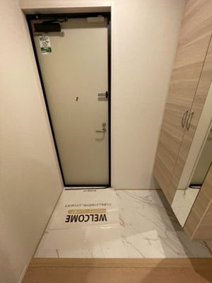 【玄関】 | Farouche（ファルーシュ）
