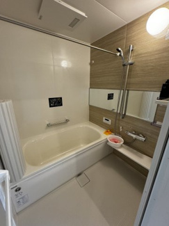 【浴室】 | Farouche