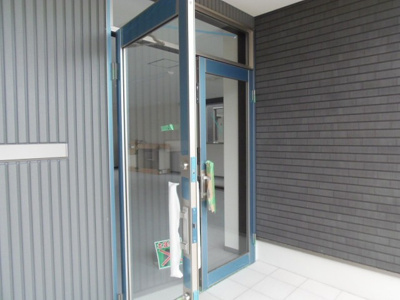 【エントランス】 | 香芝市今泉店舗・事務所（ロードサイド）