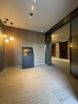 【エントランス】 | シャーメゾンステージ綱島【SHM】 | エントランスはオートロック付き！