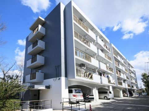 箕面粟生第六住宅の外観