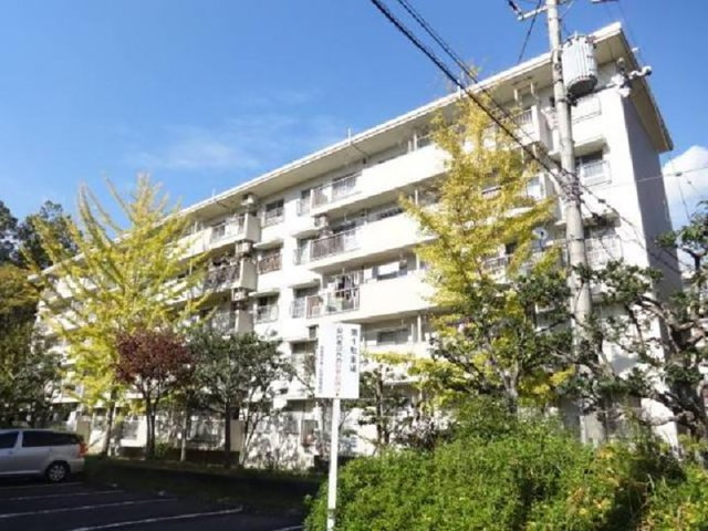 箕面粟生第六住宅の外観