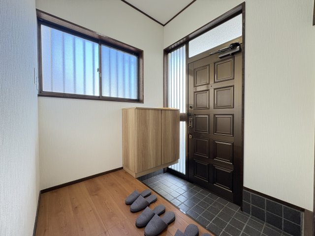 【玄関】 | 熊谷市成沢　中古戸建