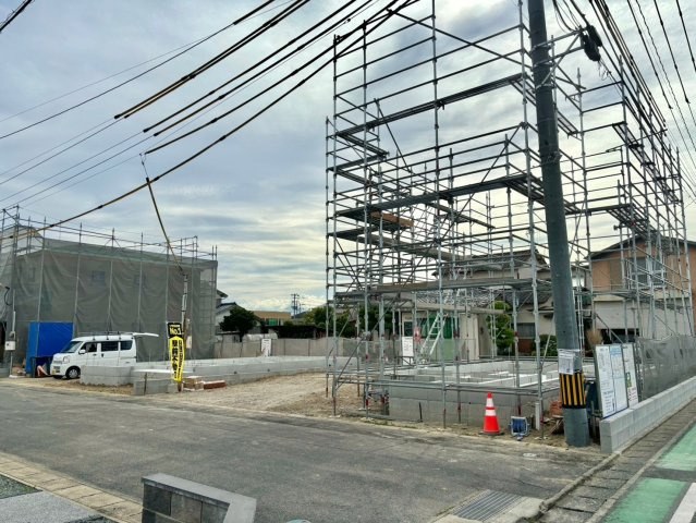 大川市大字三丸の新築一戸建の前面道路含む現地写真