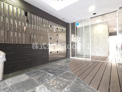 【エントランス】 | ＢＲＡＶＩ上本町 | 宅配ボックス毎日通るエントランスはこのようになっています