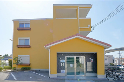 【外観】 | 平成28年建築、オートロックも完備した一棟収益物件！