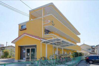 【外観】 | 平成28年建築、オートロックも完備した一棟収益物件！