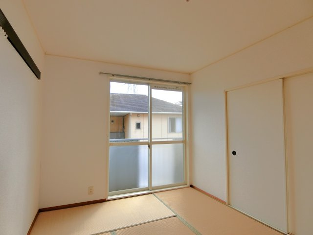 パルテール市川の洋室