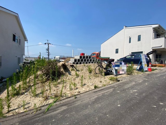 千種区光が丘1丁目の前面道路含む現地写真