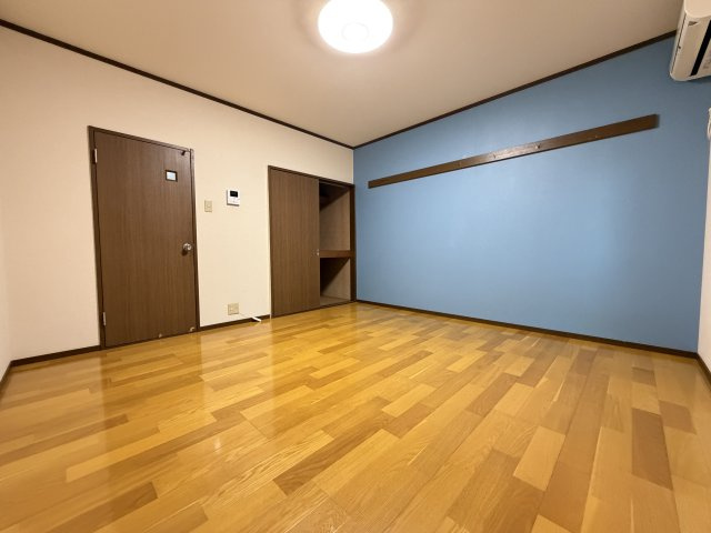 ラブリーローズの居間・リビング